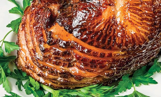 Hosting Advice for a Perfect Holiday Ham